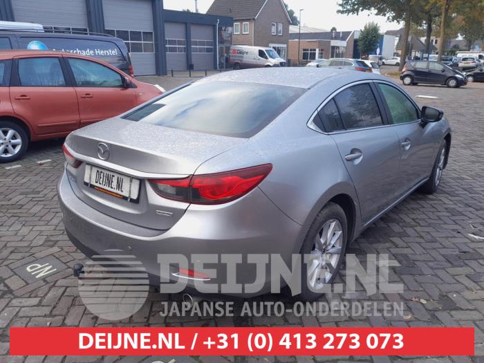 Mazda 6 2.2 SkyActiv-D 150 16V Schadevoertuig (2014, Grijs)