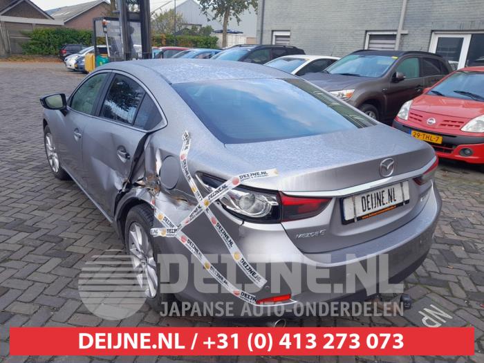Mazda 6 2.2 SkyActiv-D 150 16V Schadevoertuig (2014, Grijs)