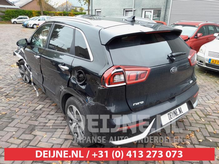 Kia Niro I 1.6 GDI Hybrid Skadat fordon (2017, ZWART)