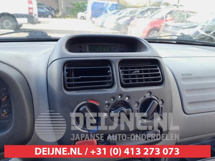 Suzuki Ignis J. 99- Sloopvoertuig (2002, Blauw)