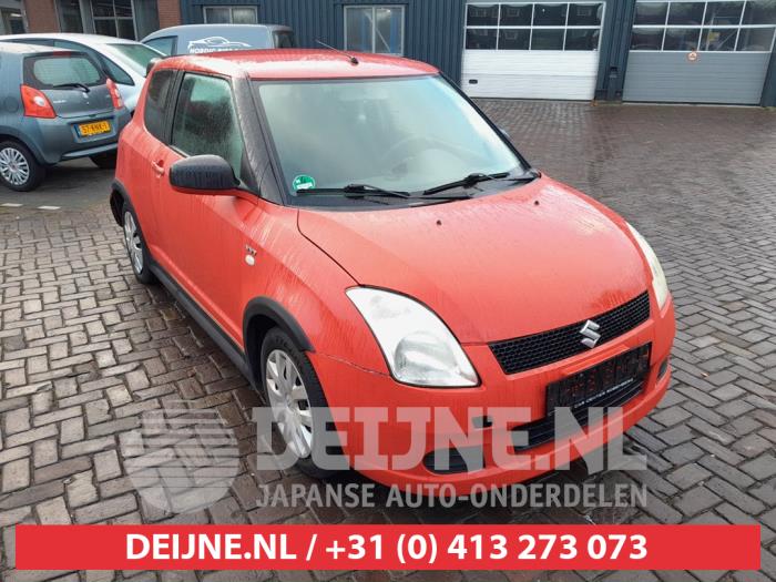 Suzuki Swift 1.5 VVT 16V Sloopvoertuig (2006, Rood)