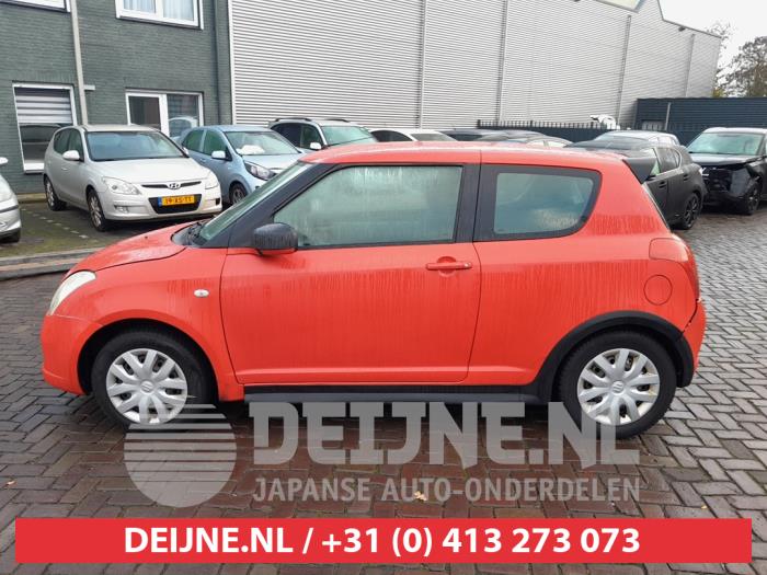 Suzuki Swift 1.5 VVT 16V Sloopvoertuig (2006, Rood)
