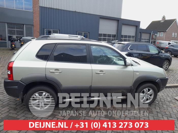 Hyundai Tucson 2.0 16V CVVT 4x2 Sloopvoertuig (2007, Grijs)