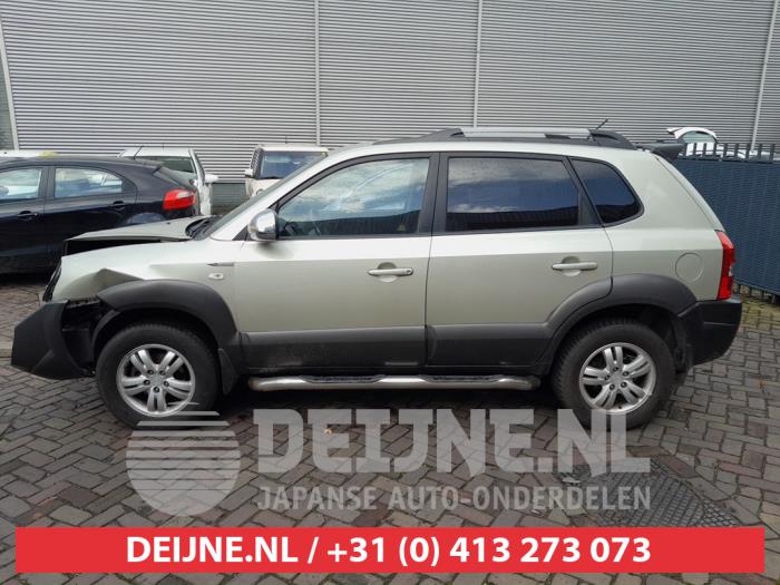 Hyundai Tucson 2.0 16V CVVT 4x2 Sloopvoertuig (2007, Grijs)
