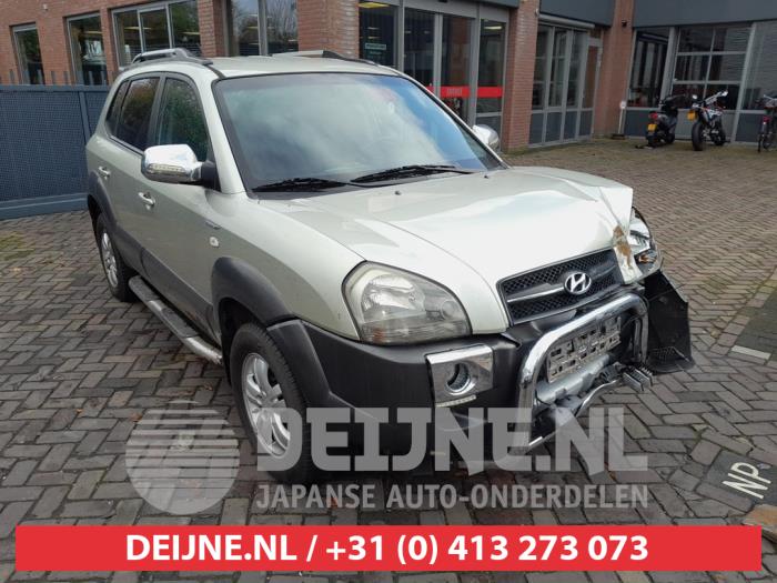 Hyundai Tucson 2.0 16V CVVT 4x2 Sloopvoertuig (2007, Grijs)