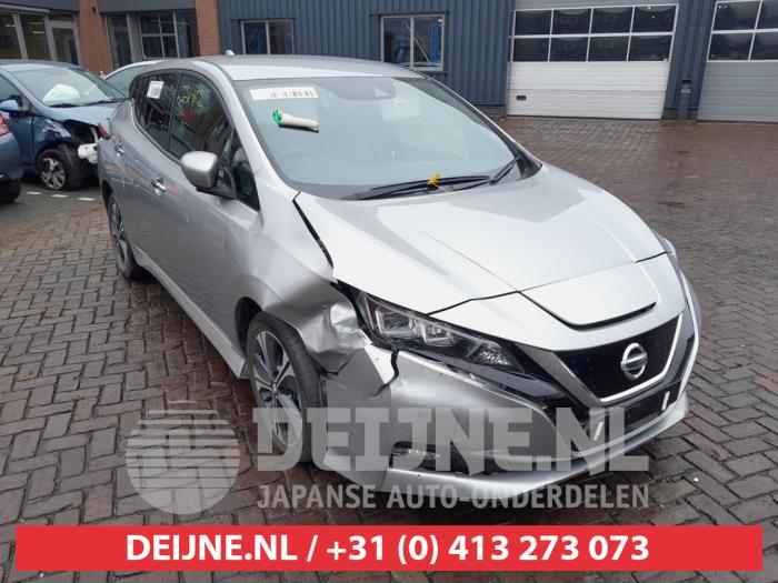 Nissan Leaf e+ 59/62kWh Samochód złomowany (2021, Szary)