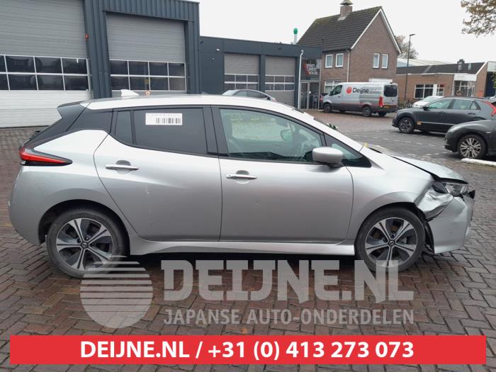 Nissan Leaf e+ 59/62kWh Samochód złomowany (2021, Szary)