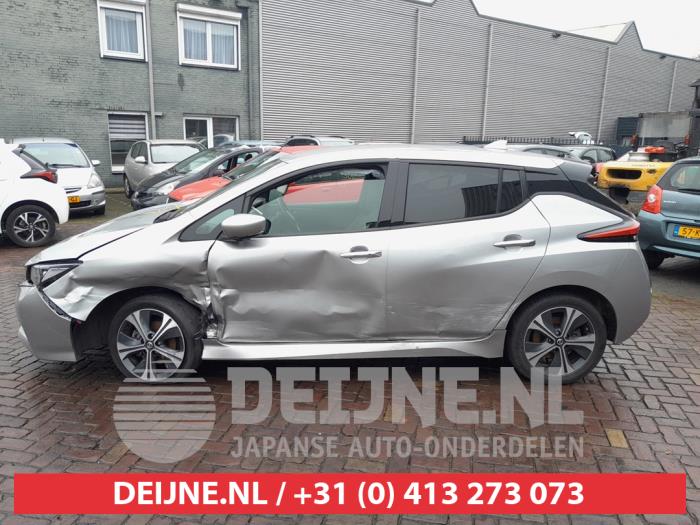 Nissan Leaf e+ 59/62kWh Samochód złomowany (2021, Szary)