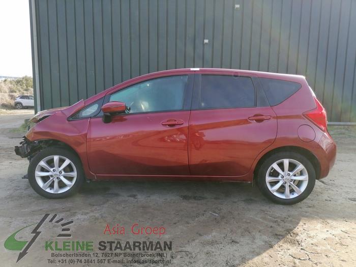 Nissan Note 1.2 DIG-S 98 Sloopvoertuig (2015, Donker, Rood)