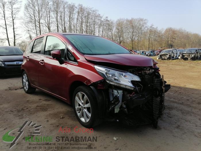 Nissan Note 1.2 DIG-S 98 Sloopvoertuig (2015, Donker, Rood)