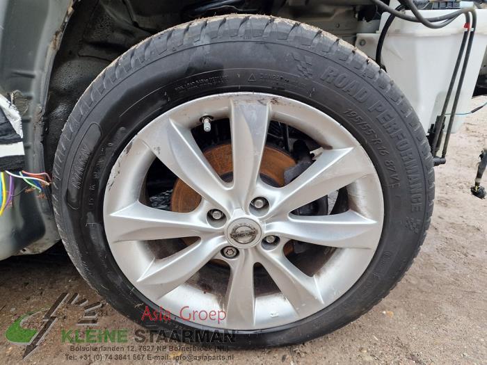 Nissan Note 1.2 DIG-S 98 Sloopvoertuig (2015, Grijs)