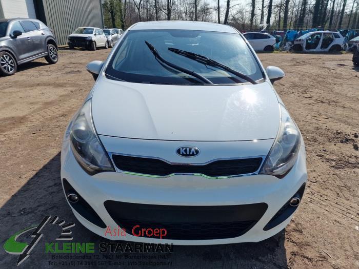 Kia Rio III 1.2 CVVT 16V Sloopvoertuig (2013, Wit)