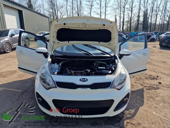 Kia Rio III 1.2 CVVT 16V Sloopvoertuig (2013, Wit)
