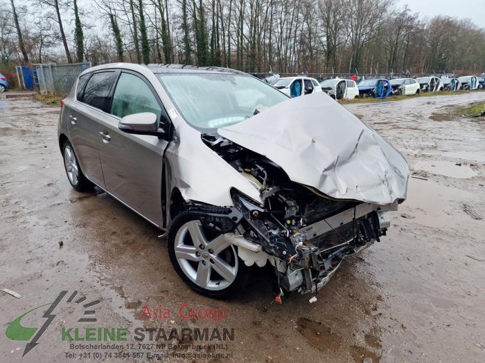 Toyota Auris 1.6 Dual VVT-i 16V Sloopvoertuig (2014, Brons)
