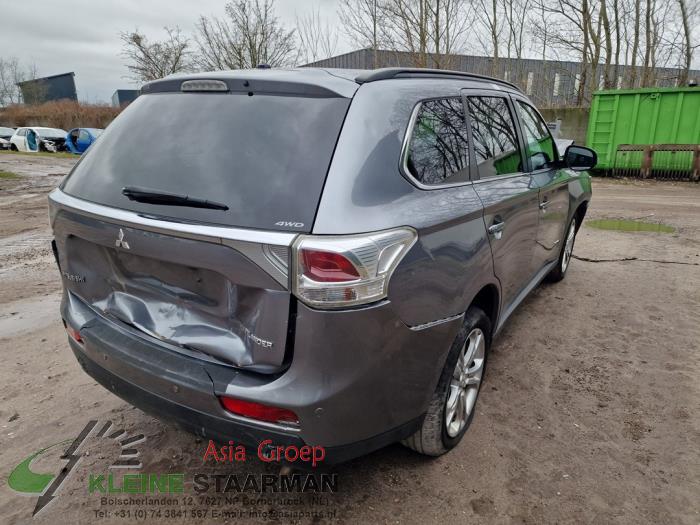 Mitsubishi Outlander 2.2 DI-D 16V Clear Tec 4x4 Sloopvoertuig (2013, Grijs)