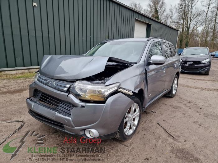 Mitsubishi Outlander 2.2 DI-D 16V Clear Tec 4x4 Sloopvoertuig (2013, Grijs)