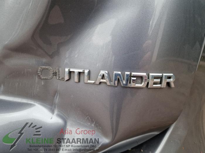 Mitsubishi Outlander 2.2 DI-D 16V Clear Tec 4x4 Sloopvoertuig (2013, Grijs)