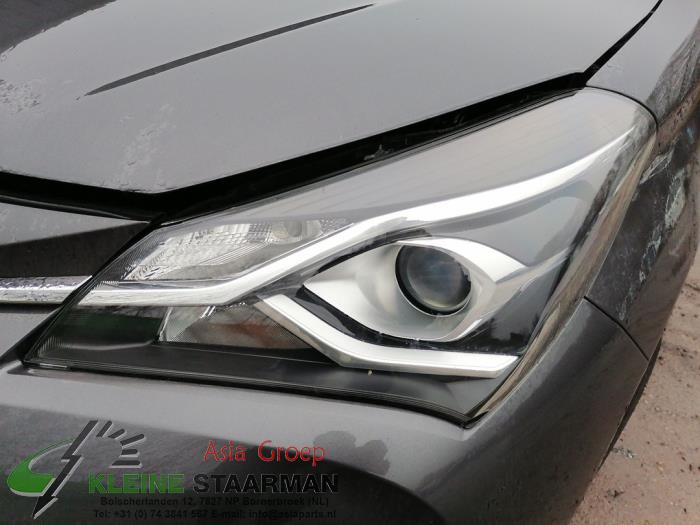 Toyota Yaris III 1.5 16V Hybrid Sloopvoertuig (2019, Grijs)