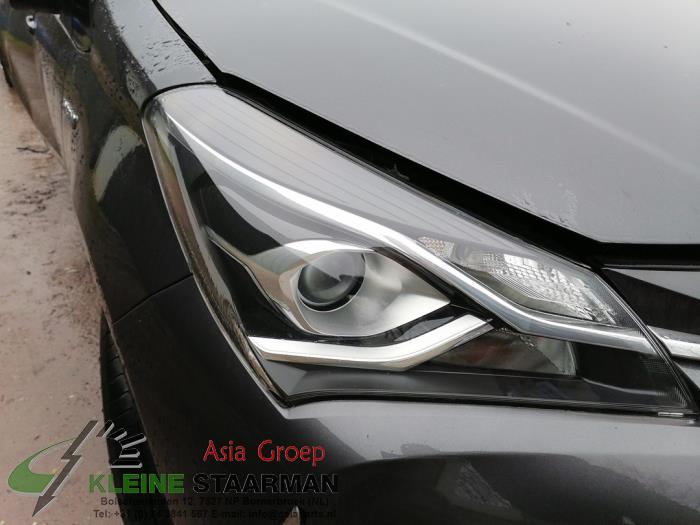 Toyota Yaris III 1.5 16V Hybrid Sloopvoertuig (2019, Grijs)