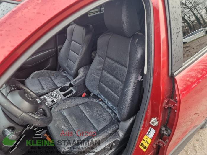 Mazda CX-5 I 2.0 SkyActiv-G 16V 2WD Sloopvoertuig (2017, Rood)