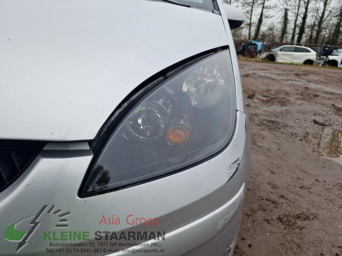 Mitsubishi Colt 1.3 16V Skrotfordon (2008, GRIJS)