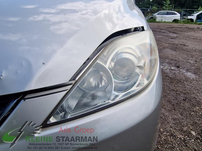 Mazda 5 1.8i 16V Sloopvoertuig (2005, Beige)