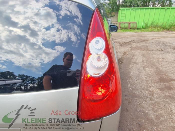 Mazda 5 1.8i 16V Sloopvoertuig (2005, Beige)