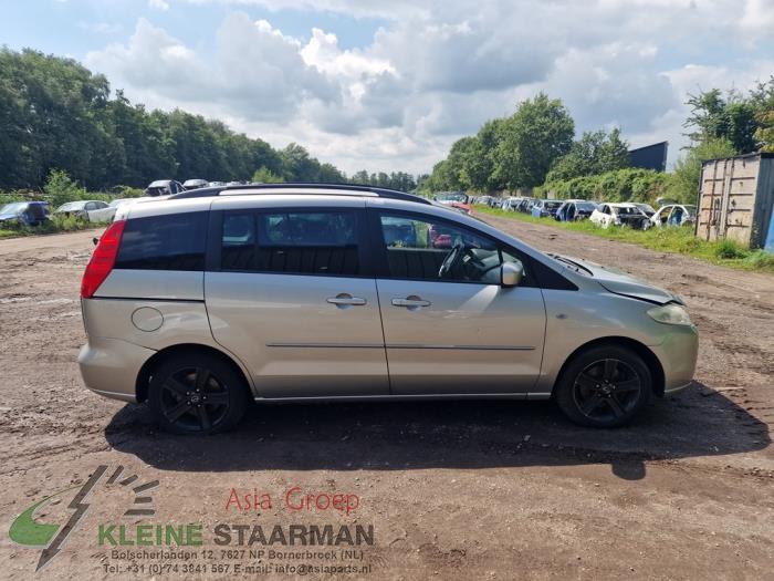 Mazda 5 1.8i 16V Sloopvoertuig (2005, Beige)