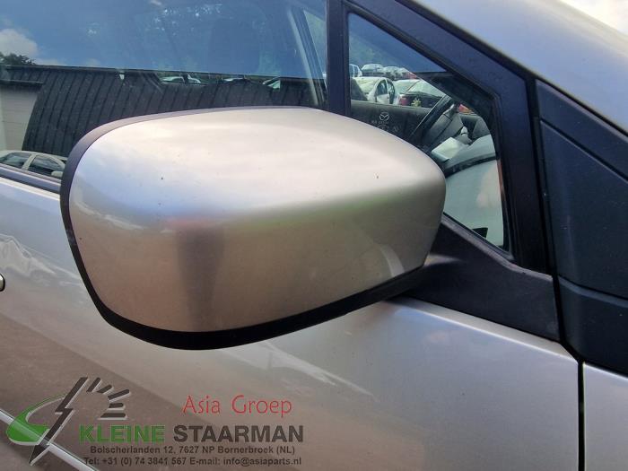 Mazda 5 1.8i 16V Sloopvoertuig (2005, Beige)