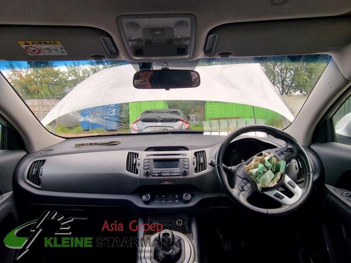 Kia Sportage 1.6 GDI 16V 4x2 Samochód złomowany (2015, Szary)