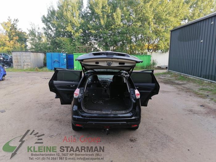 Nissan X-Trail 1.6 Energy dCi Samochód złomowany (2016, Czarny)