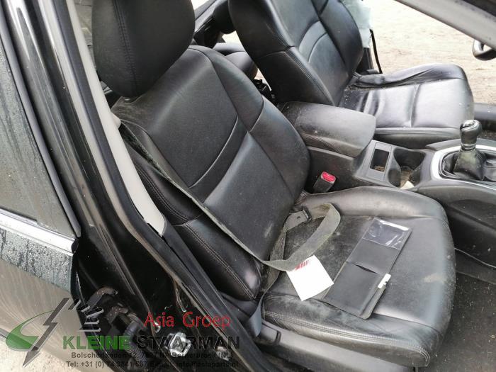 Nissan X-Trail 1.6 Energy dCi Samochód złomowany (2016, Czarny)