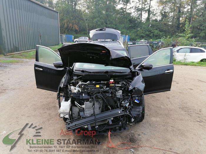 Nissan X-Trail 1.6 Energy dCi Samochód złomowany (2016, Czarny)