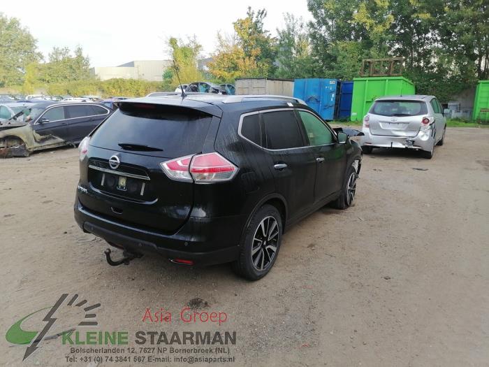 Nissan X-Trail 1.6 Energy dCi Samochód złomowany (2016, Czarny)