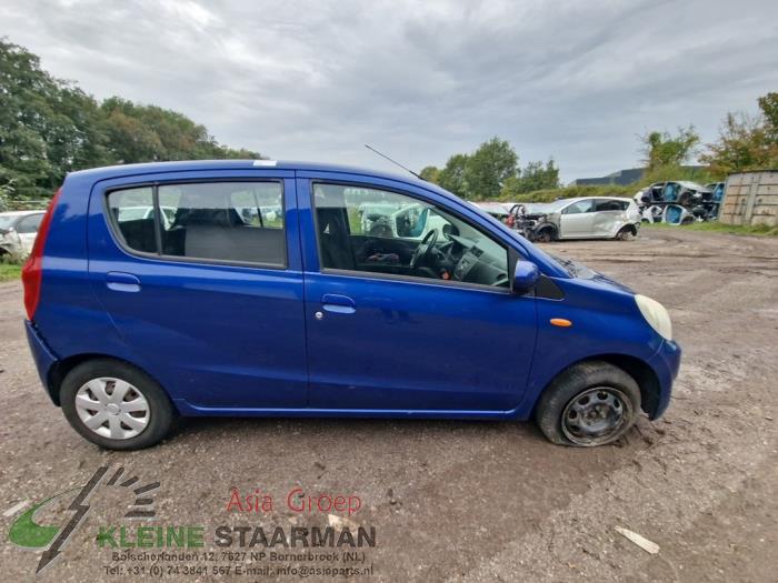 Daihatsu Cuore 1.0 12V DVVT Skrotfordon (2008, BLAUW)