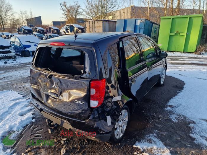 Mitsubishi Colt 1.3 16V Sloopvoertuig (2011, Zwart)