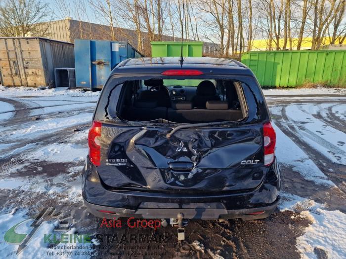 Mitsubishi Colt 1.3 16V Sloopvoertuig (2011, Zwart)