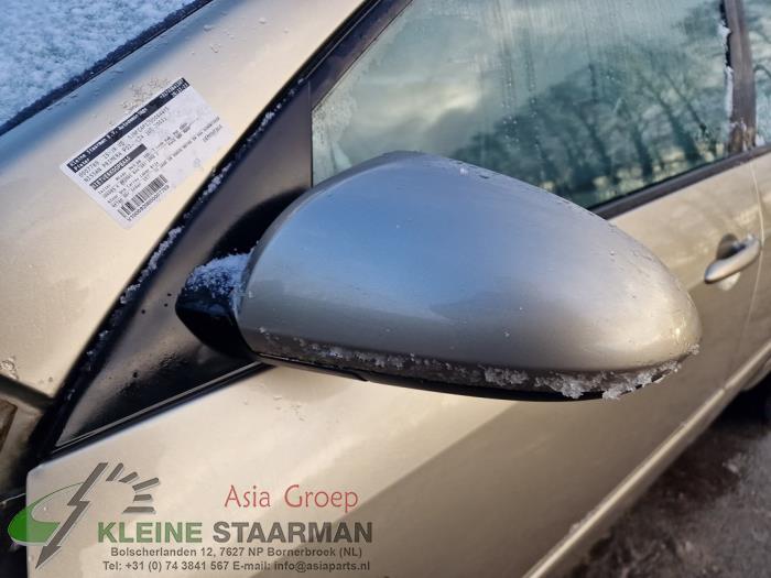 Nissan Primera 2.0 16V Sloopvoertuig (2003, Beige)