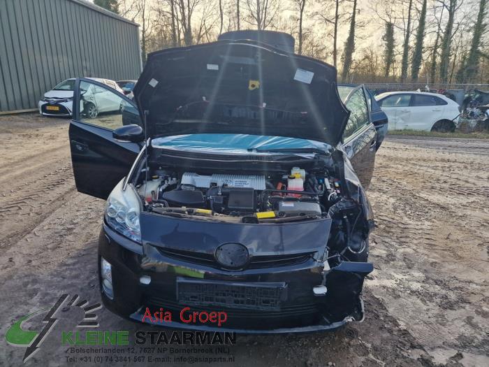 Toyota Prius 1.8 16V Sloopvoertuig (2011, Zwart)
