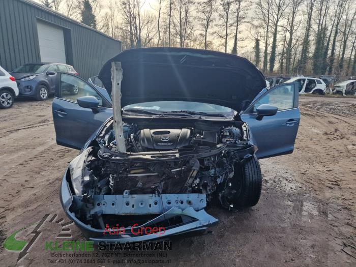 Mazda 3 1.5 Skyactiv-G 100 16V Sloopvoertuig (2014, Blauw)