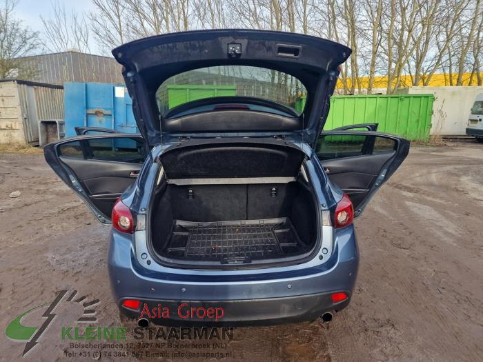 Mazda 3 1.5 Skyactiv-G 100 16V Sloopvoertuig (2014, Blauw)