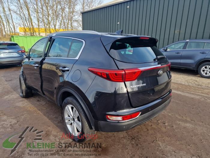 Kia Sportage 1.6 GDI 16V 4x2 Sloopvoertuig (2016, Zwart)