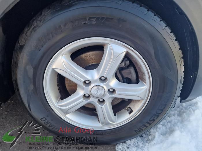 Kia Sportage 1.6 GDI 16V 4x2 Samochód złomowany (2017, Czarny)