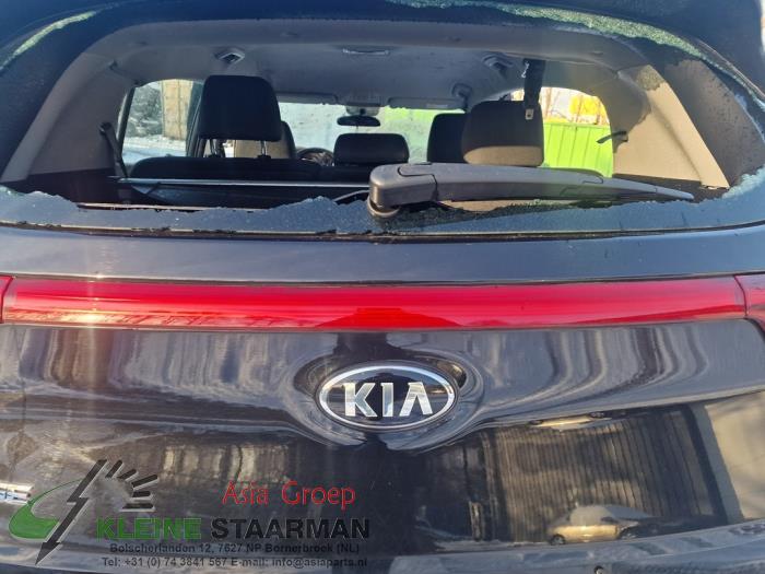 Kia Sportage 1.6 GDI 16V 4x2 Samochód złomowany (2017, Czarny)