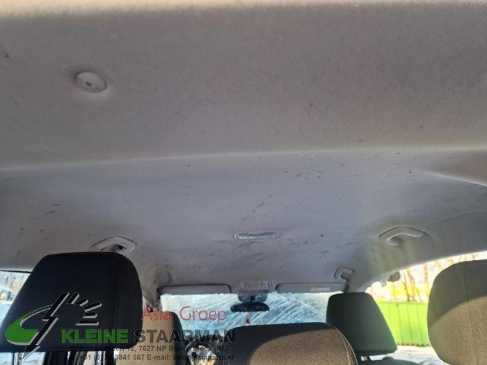 Kia Sportage 1.6 GDI 16V 4x2 Samochód złomowany (2017, Czarny)