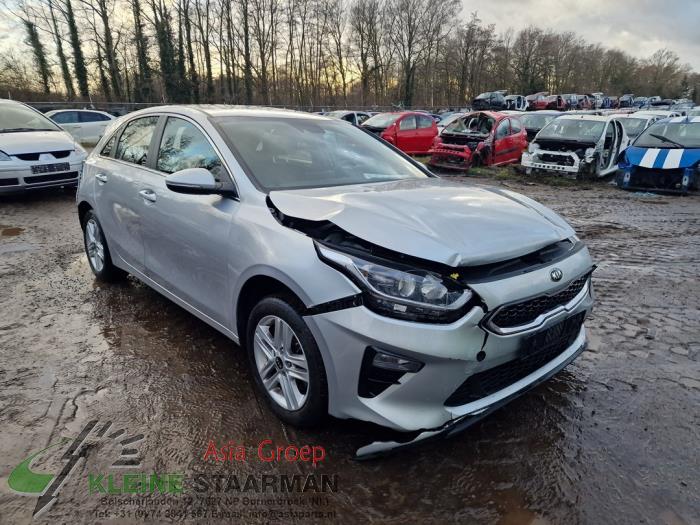 Kia Ceed 1.6 CRDi 16V 115 Salvage vehicle (2019, Gray)