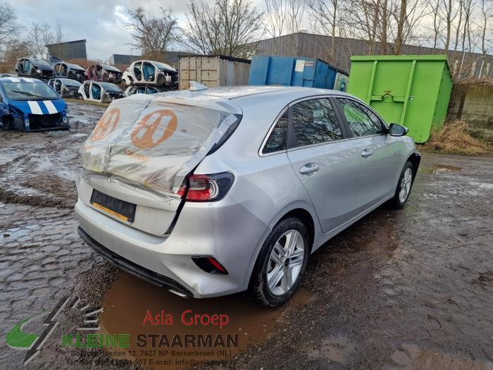 Kia Ceed 1.6 CRDi 16V 115 Salvage vehicle (2019, Gray)