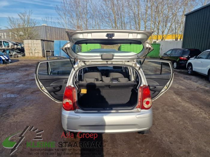 Kia Picanto 1.0 12V Sloopvoertuig (2011, Grijs)