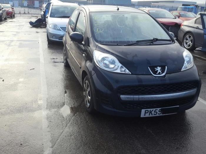 Peugeot 107 1.0 12V Sloopvoertuig (2010, Zwart)