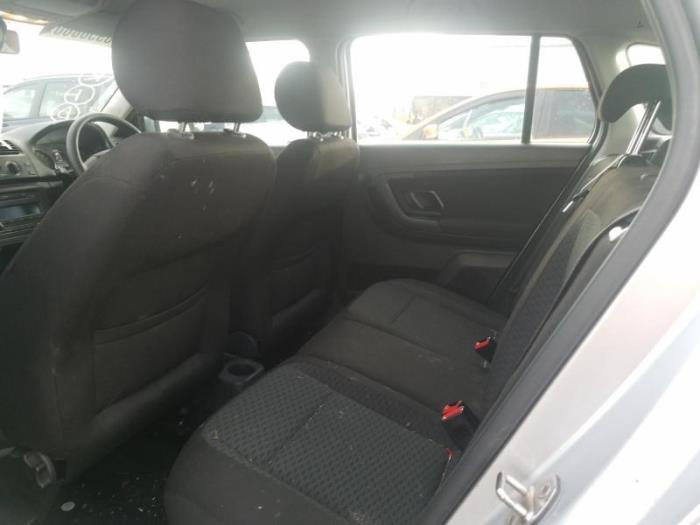 Skoda Fabia II Combi 1.2 TDI 12V Greenline Sloopvoertuig (2011, Zilvergrijs)